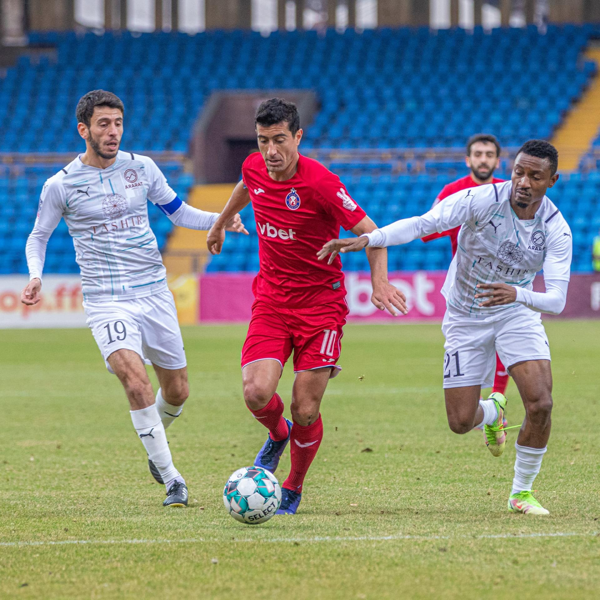 Ararat-Armenia vs. Pyunik 0-0 (photos and video)